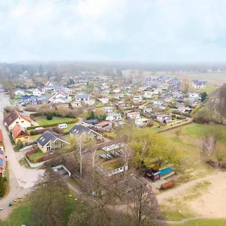 Skandinavischer Doppelbungalow Mit Terrasse Im Mirow Ferienhaus